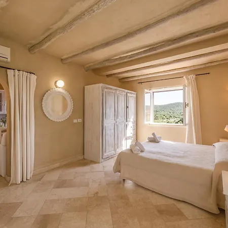 Relaxing Baiadebahas 1bedapt Bilo4 Sleeps 4 * Marinella (Sardinia)